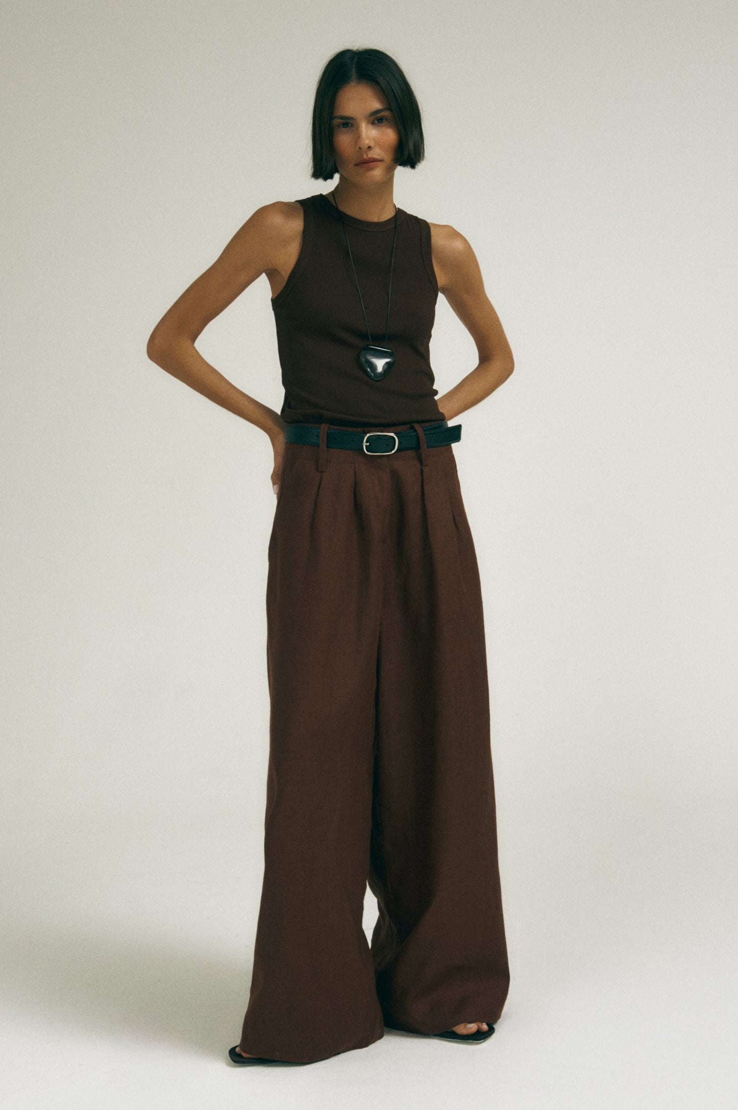Calça Pantalona Marrom – 100% Linho