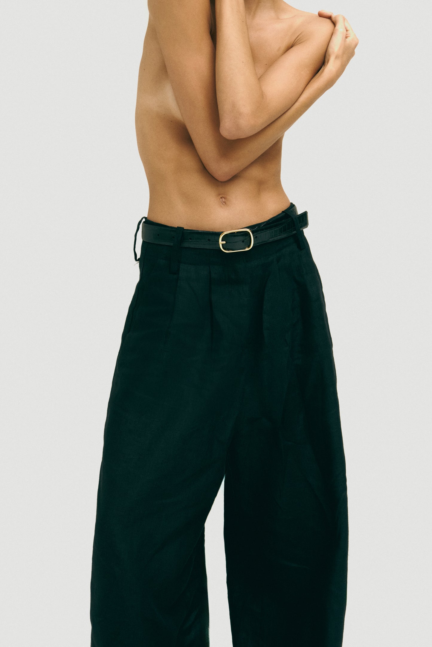 Calça Pantalona Preta – 100% Linho