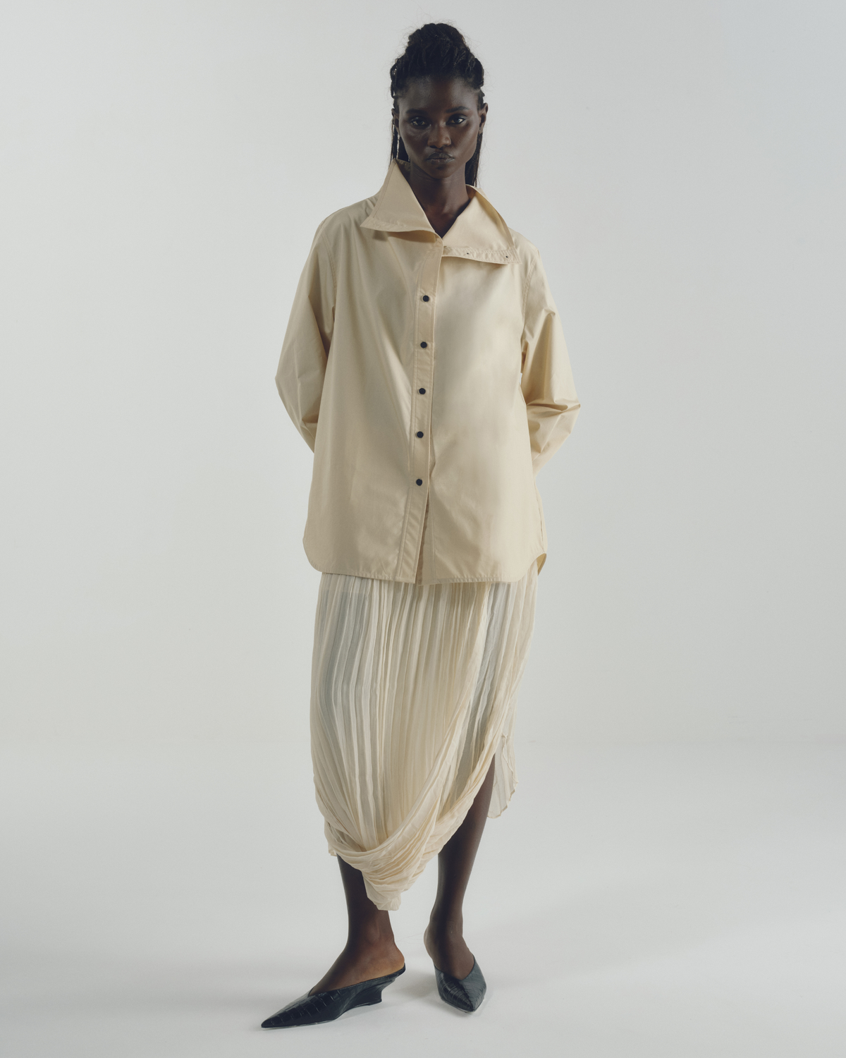 Camisa Oversized Gola Alta Bege
