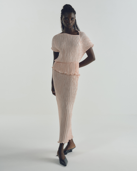 Vestido Escultural Plissado Rosé