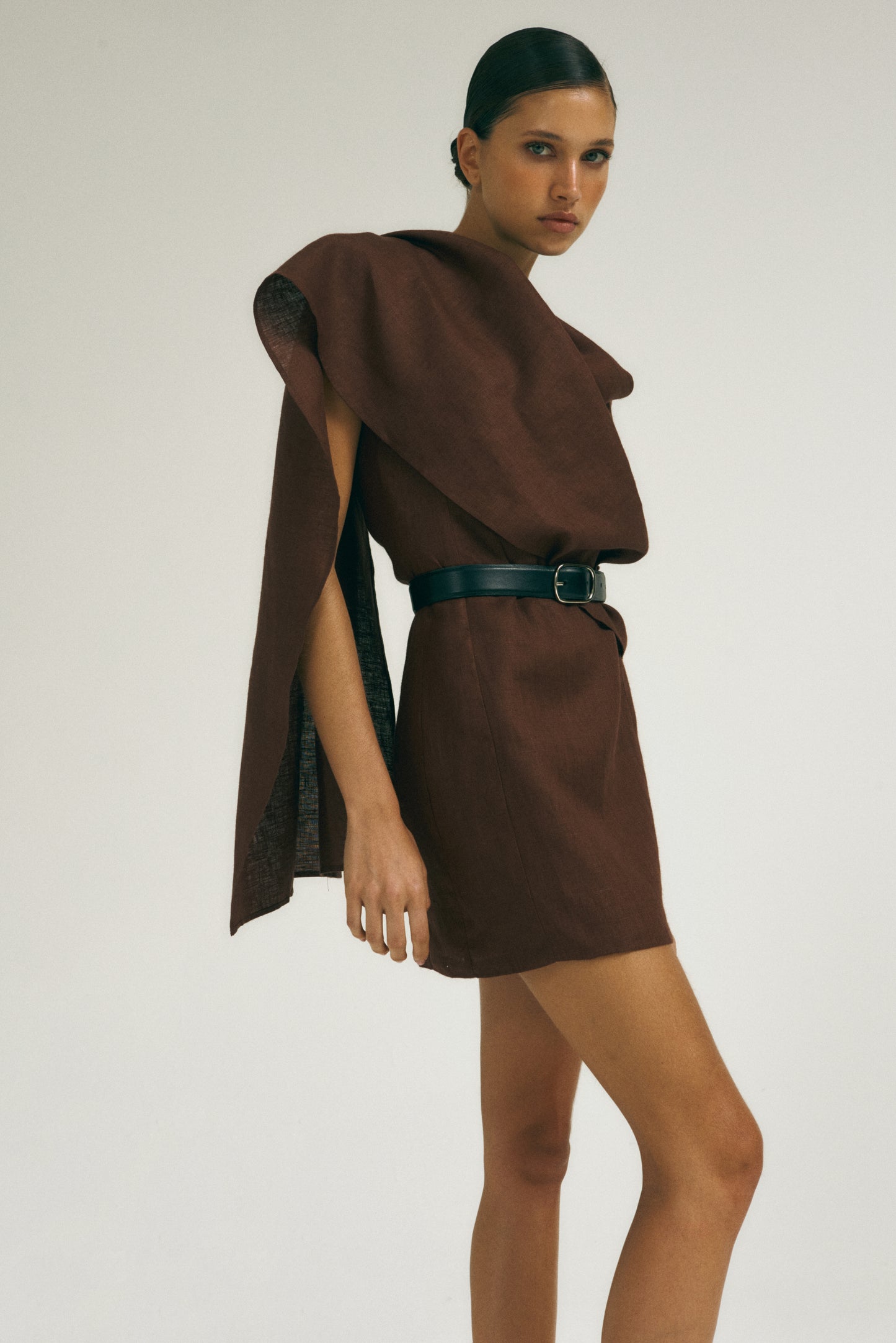 Vestido Xale Marrom – 100% Linho