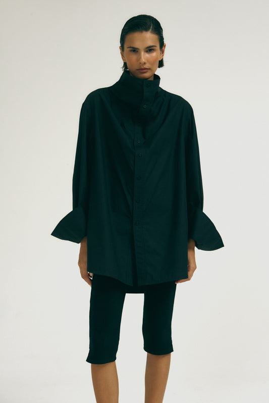 Camisa Oversized Gola Alta Preta