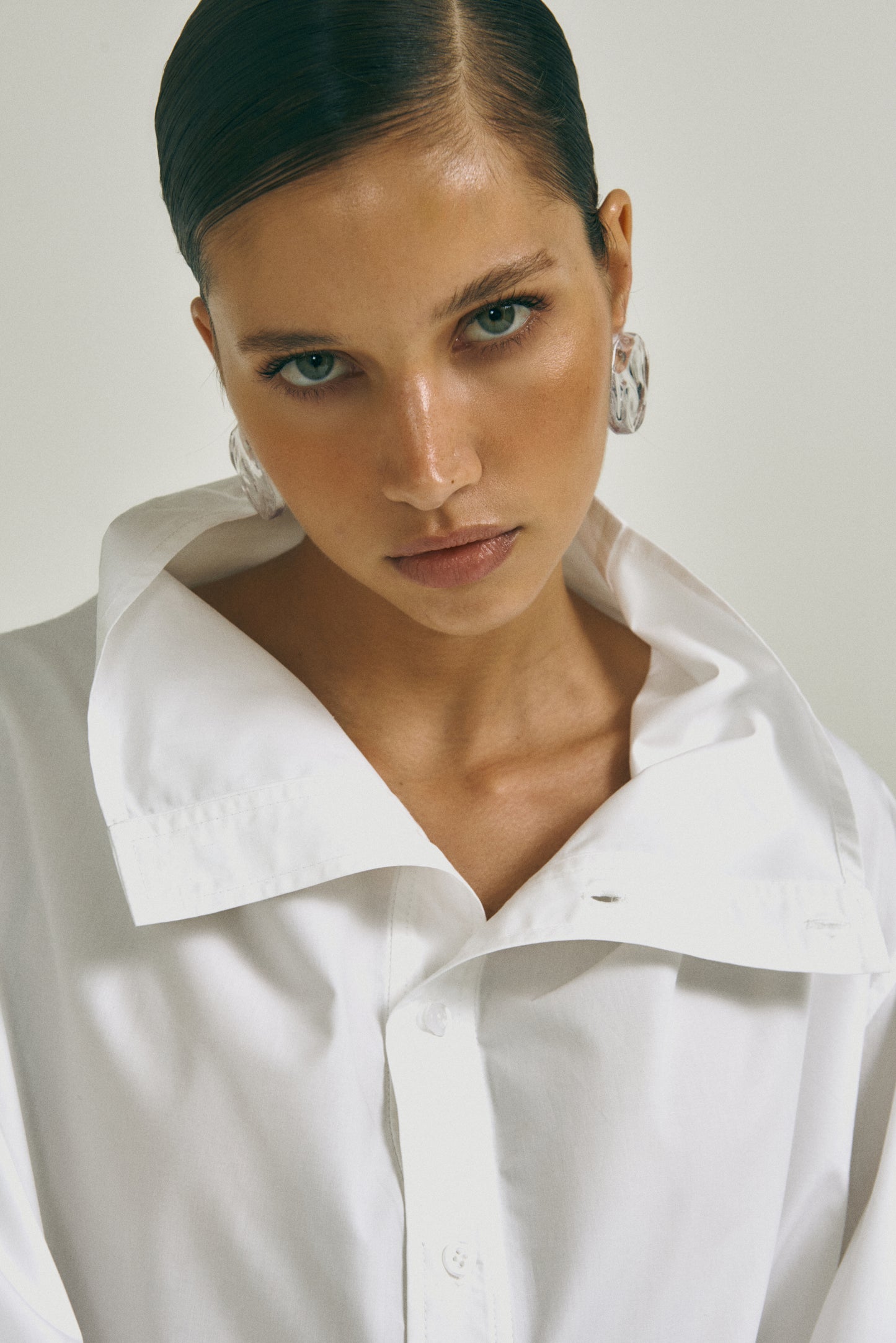 Camisa Oversized Gola Alta Branca