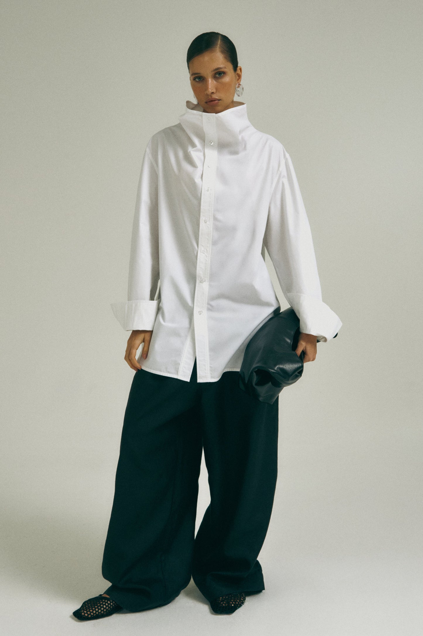Camisa Oversized Gola Alta Branca